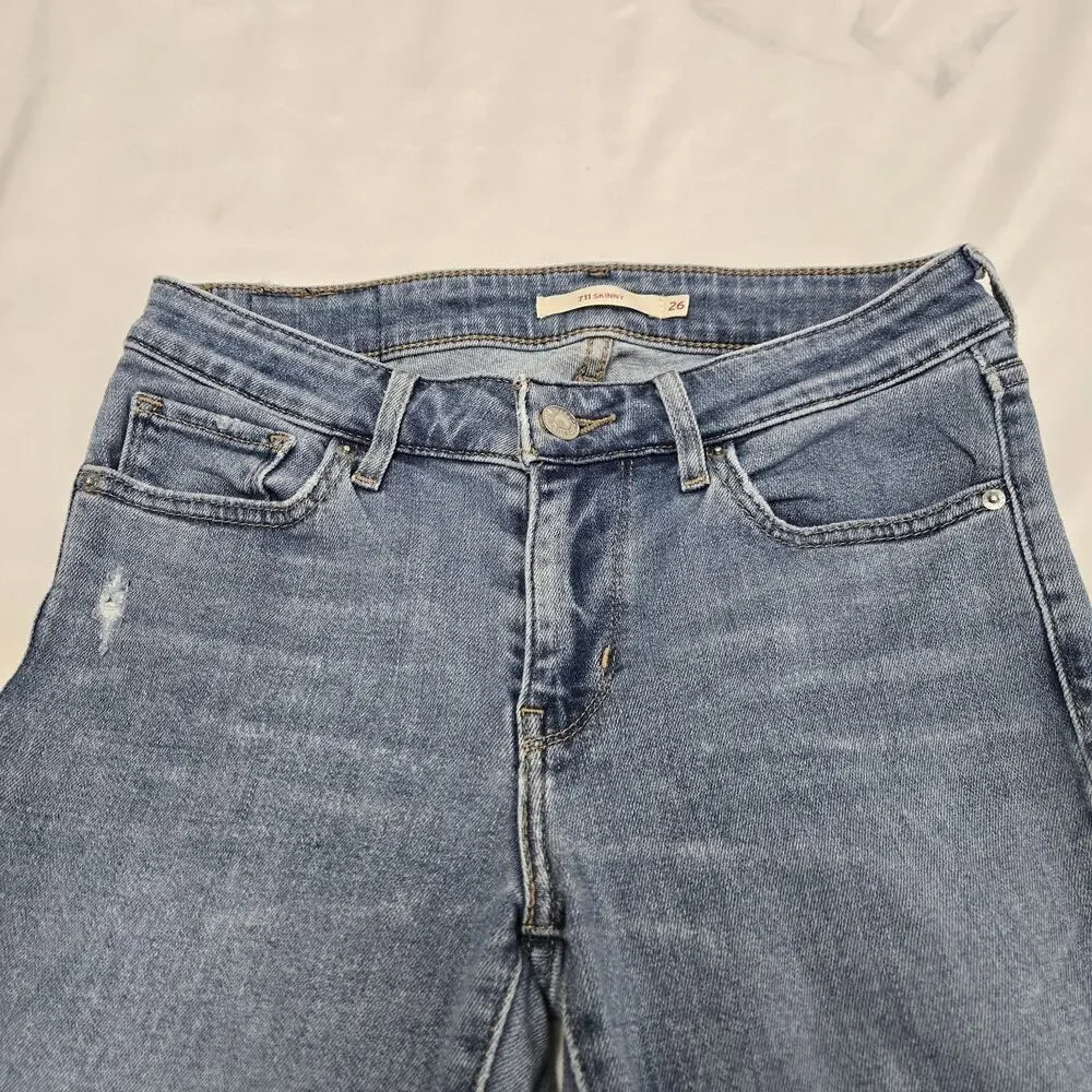 Levi's 711 Women's Skinny Jeans 26 Waist Distressed Blue